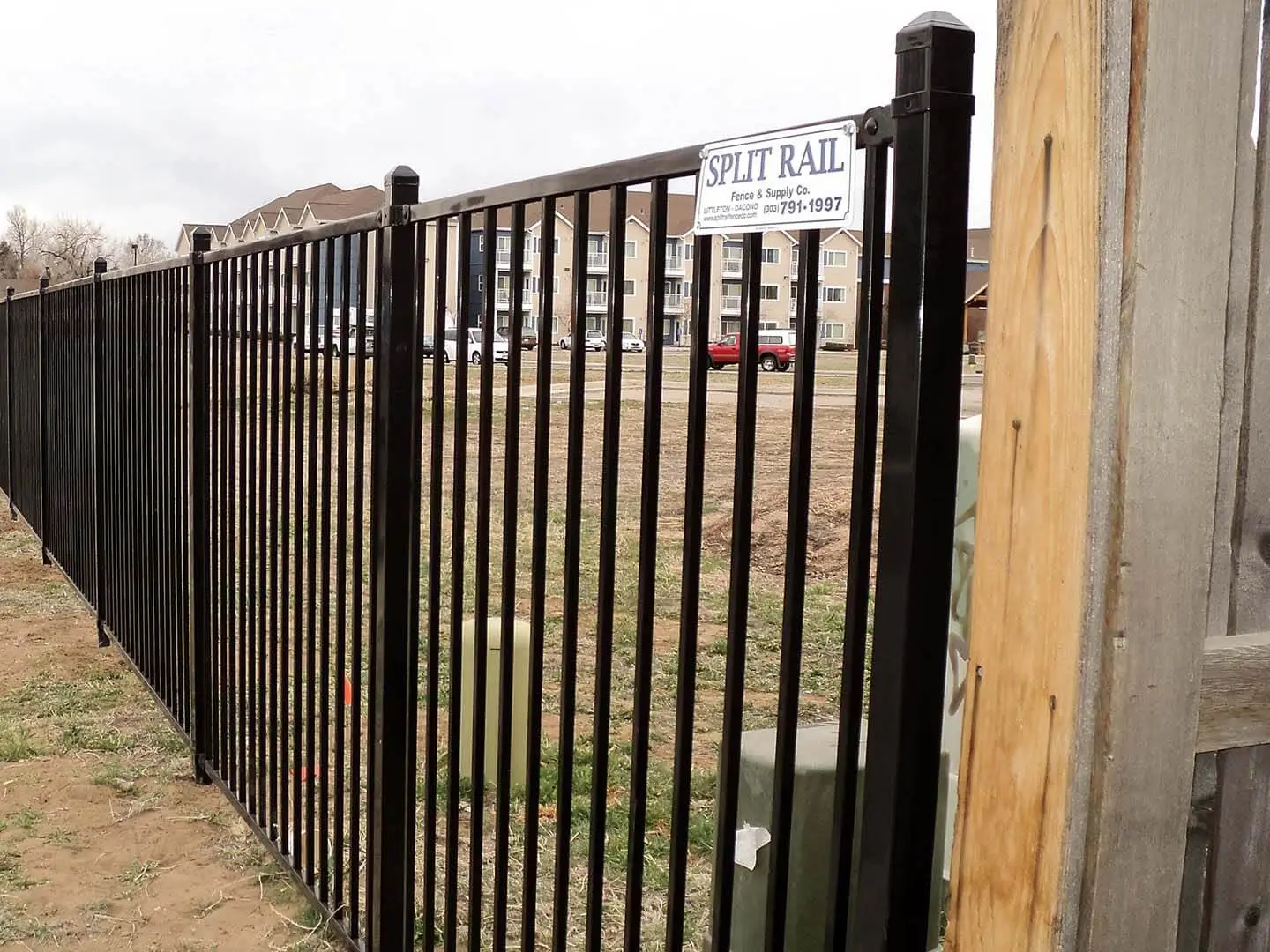 Aluminum fence colorado fence company 27