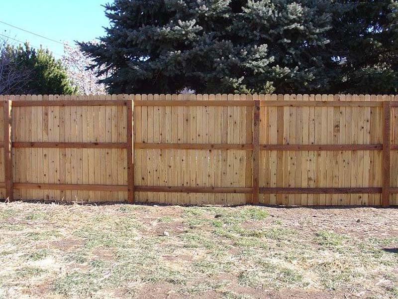 Photo of wood privacy fence in colorado