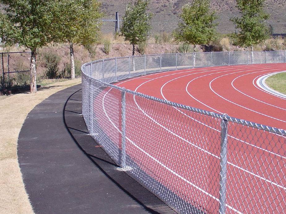 Types of fences we install in Aurora CO