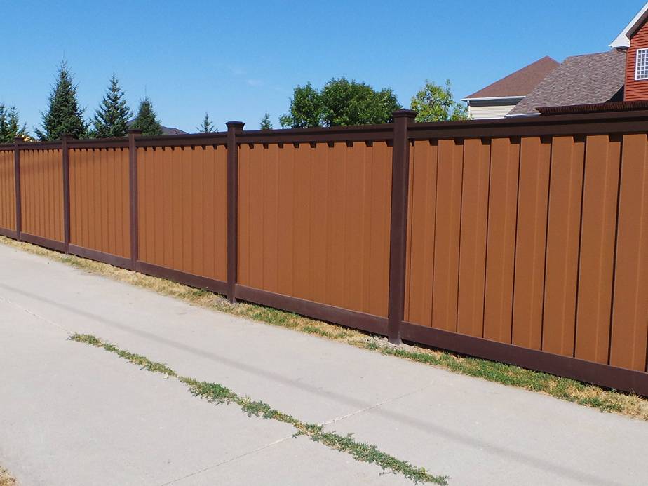 Aurora Colorado wood privacy fencing