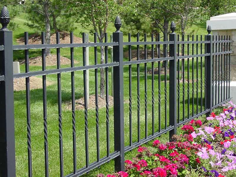 Aluminum fence ideas Dacono properties - Pinterest